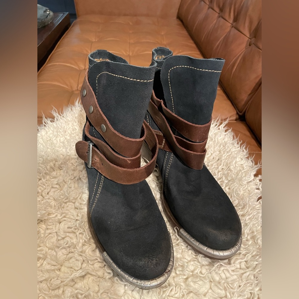 Fly London Blue and Brown SZ 38 boots